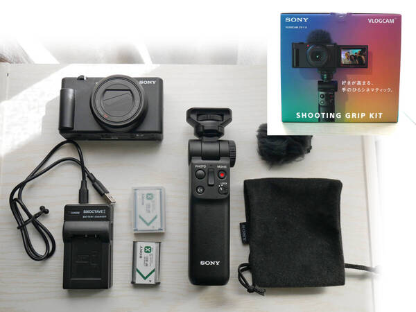 【2月購入美品】【オマケ有】ソニー(SONY) VLOGCAM ZV-1M2G シューティンググリップキット(ブラック)