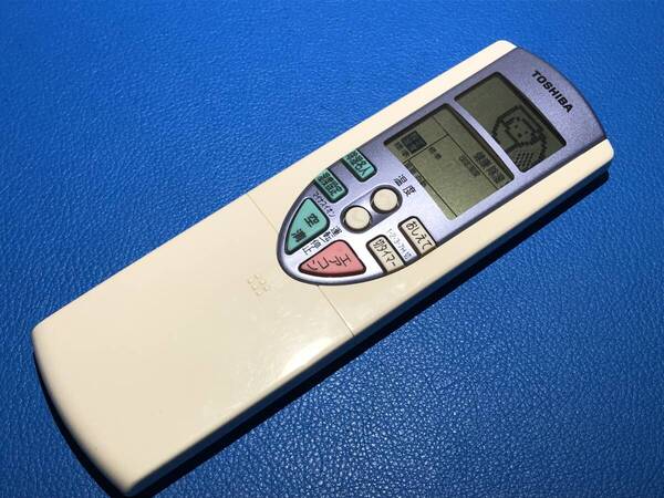 安心の保証有 スピード発送 TOSHIBA 東芝 エアコンリモコン WH-F1P 除菌 清掃済 送料無料 (管理No 21-72)