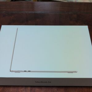 MacBook Air スターライトMRYR3J/A SSD256GB メモリ8GB 8コアCPU10コアGPU M3 15インチ