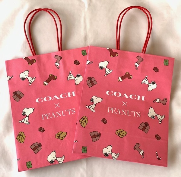 可愛い♪ 希少 COACH コーチ × ピーナッツ スヌーピー 限定コラボ 紙袋 小 2枚セット 新品未使用