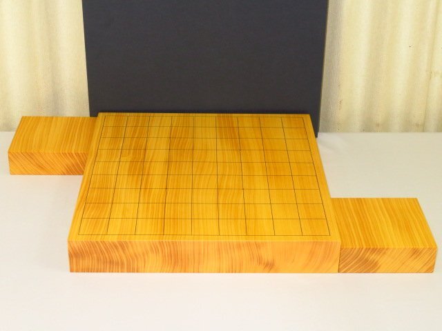 本榧足付将棋盤 4寸5分（追柾） sa40052 | 前川榧碁盤店