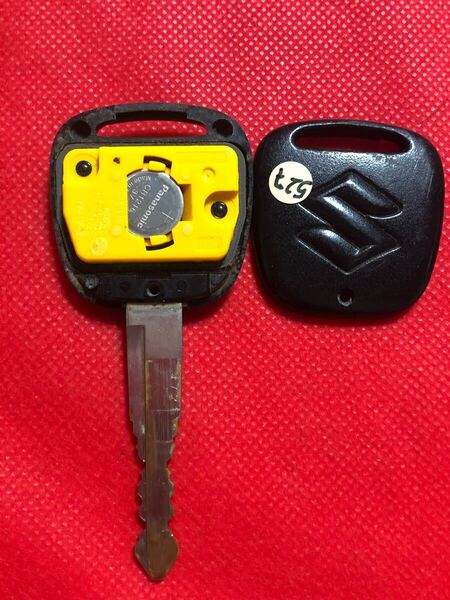 送料込 SUZUKI スズキ純正 MH23S ワゴンR DA64V エヴリィ HA24S アルト 1ボタン スマートキー キーレス リモコン 鍵 黄色基盤 (527)