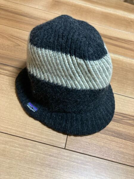 patagonia パタゴニア p6 ラブルビーニー ツバ付きビーニー ニット帽 ニットキャップ ブラック 2011年製 フリーサイズ
