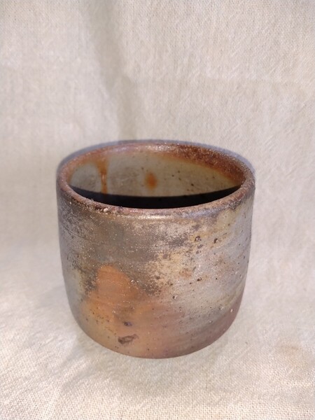 備前焼 湯呑み(高さ70mm 口径65mm 高台径50mm) 送料は無料です