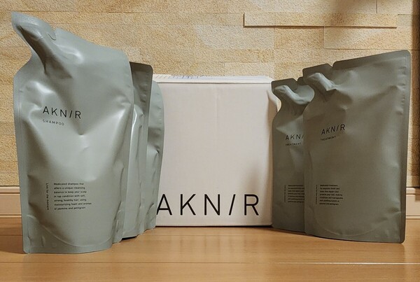 AKNIR アクニー 薬用ヘアーシャンプー、トリートメント詰め替え用5セット