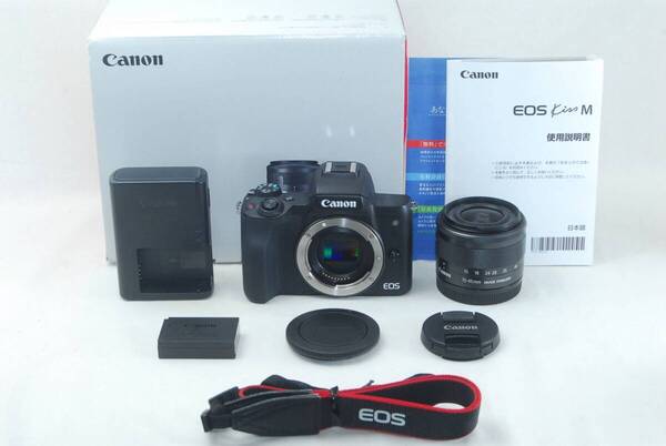 ★良品★Canon キャノン EOS kiss M ブラック EF-M 15-45mm IS STM レンズキット 元箱付き♪