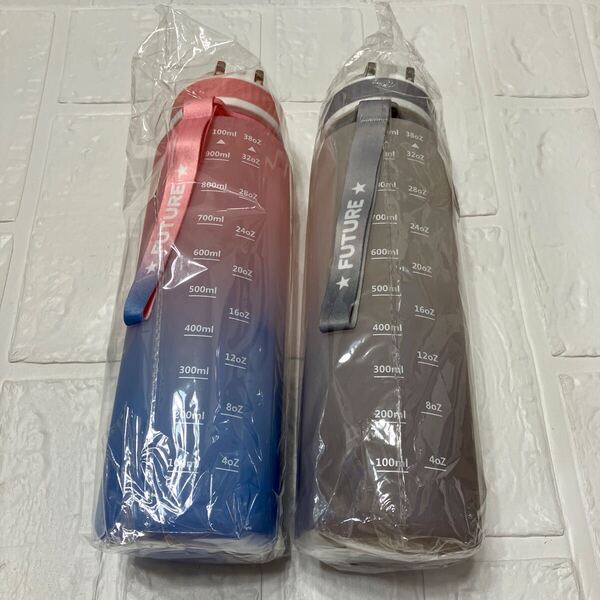 ボトル 水筒 1.1L 大容量 タイムマーカー付 超軽量 耐冷耐熱 携帯便利 漏れ防止 アウトドア キャンプ ランニング grayとpinkの2個セット