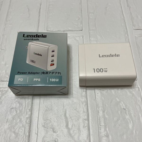 Leadele PD 100W急速充電器 超小型 4ポート USB Type-c PD3.0/QC3.0/PPS/SCP規格 PSE認証 GaN技術 四台同時充電 折りたたみ式プラグ