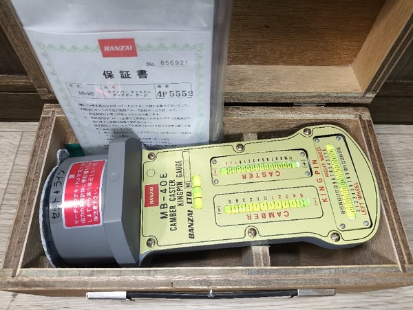 新品 キャンバーキャスターキングピンゲージ バンザイ BANZAI MB-40E 認証工具 測定器 計測器 アライメント 自動車整備工具
