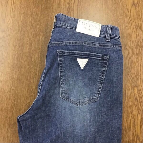【GE027】GUESS 84(33) 色落ち加工 ジーンズ ジーパン デニムパンツ ストレッチ生地 メンズブランド古着 ゲス 送料無料