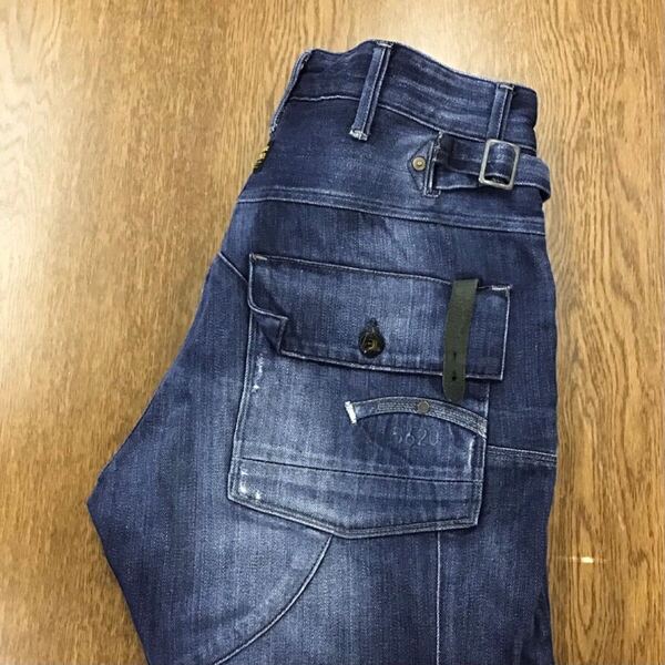 【GE098】G-STAR RAW W31 L32 色落ち加工 ダメージ加工 立体裁断 ジーンズ ジーパン デニムパンツ ブランド古着 ジースターロウ 送料無料