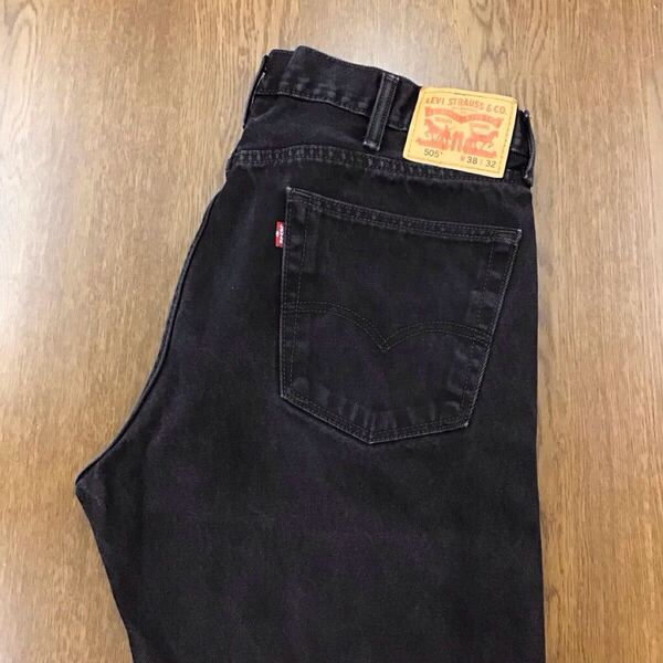 【GE105】Levi's 505 W38 L32 ブラック ジーンズ ジーパン デニムパンツ メンズブランド古着 リーバイス505 送料無料