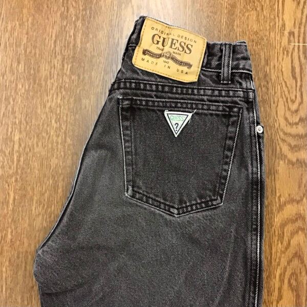 【GE116】USA製 GUESS by GEORGES MARCIANO W28 ブラック ジーンズ ジーパン デニムパンツ ブランド古着 ゲス 送料無料