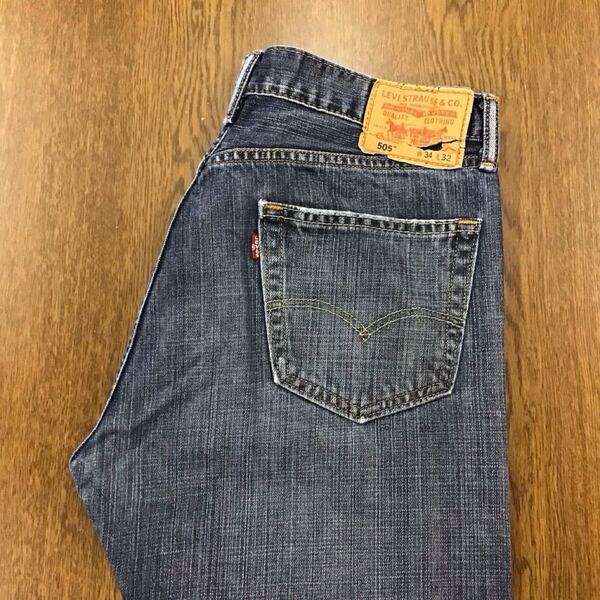 【GE151】Levi's 505 W34 L32 色落ち加工 ダメージ加工 ジーンズ ジーパン デニムパンツ メンズブランド古着 リーバイス505 送料無料