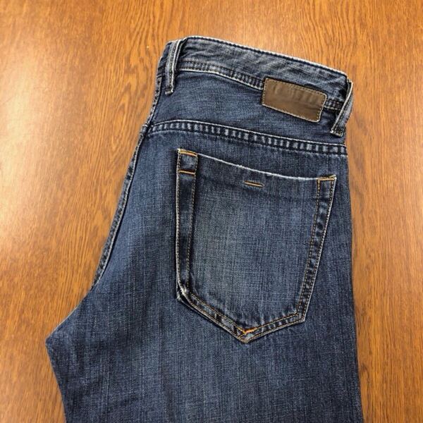 【GE195】DIESEL W30 L32 色落ち加工 ジーンズ ジーパン デニムパンツ 裾再現仕上げ 裾ボタン付き ブランド古着 ディーゼル 送料無料