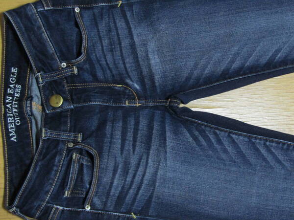 状態良好 リアルでメリハリある 超絶カッコいい色落ち ヴィンテージ感MAX AMERICAN EAGLE SUPER STRETCH SKINNY 実測24inch前後レディース