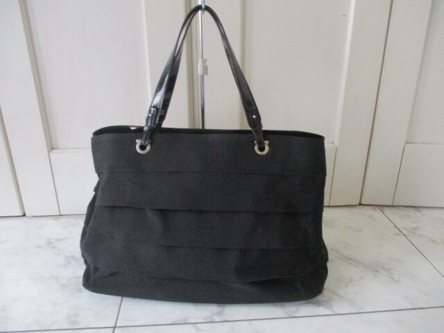 Ferragamo Charming ハンドバッグ S | ブラウン | FARFETCH JP