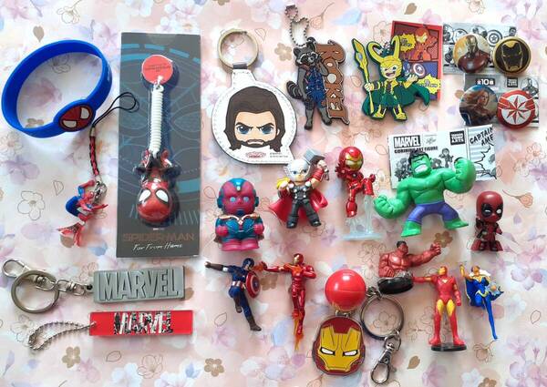 MARVEL マーベル スパイダーマン アイアンマン ハルク ミニフィギュア キーホルダー 雑貨