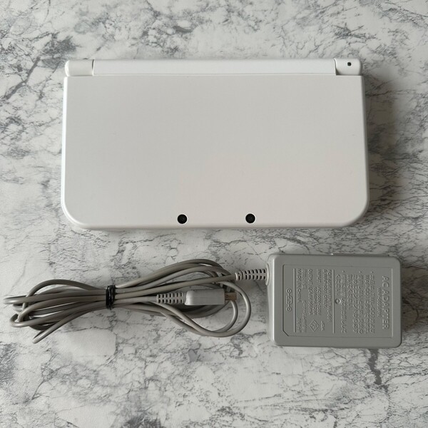 人気 ニンテンドー NEW3DSLL パールホワイト 本体 任天堂