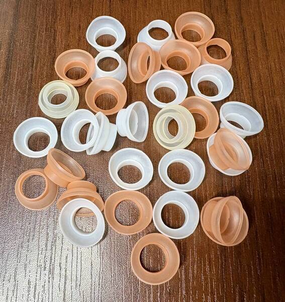 イヤホン 交換用イヤーピース シリコン製 ホワイト ピンク