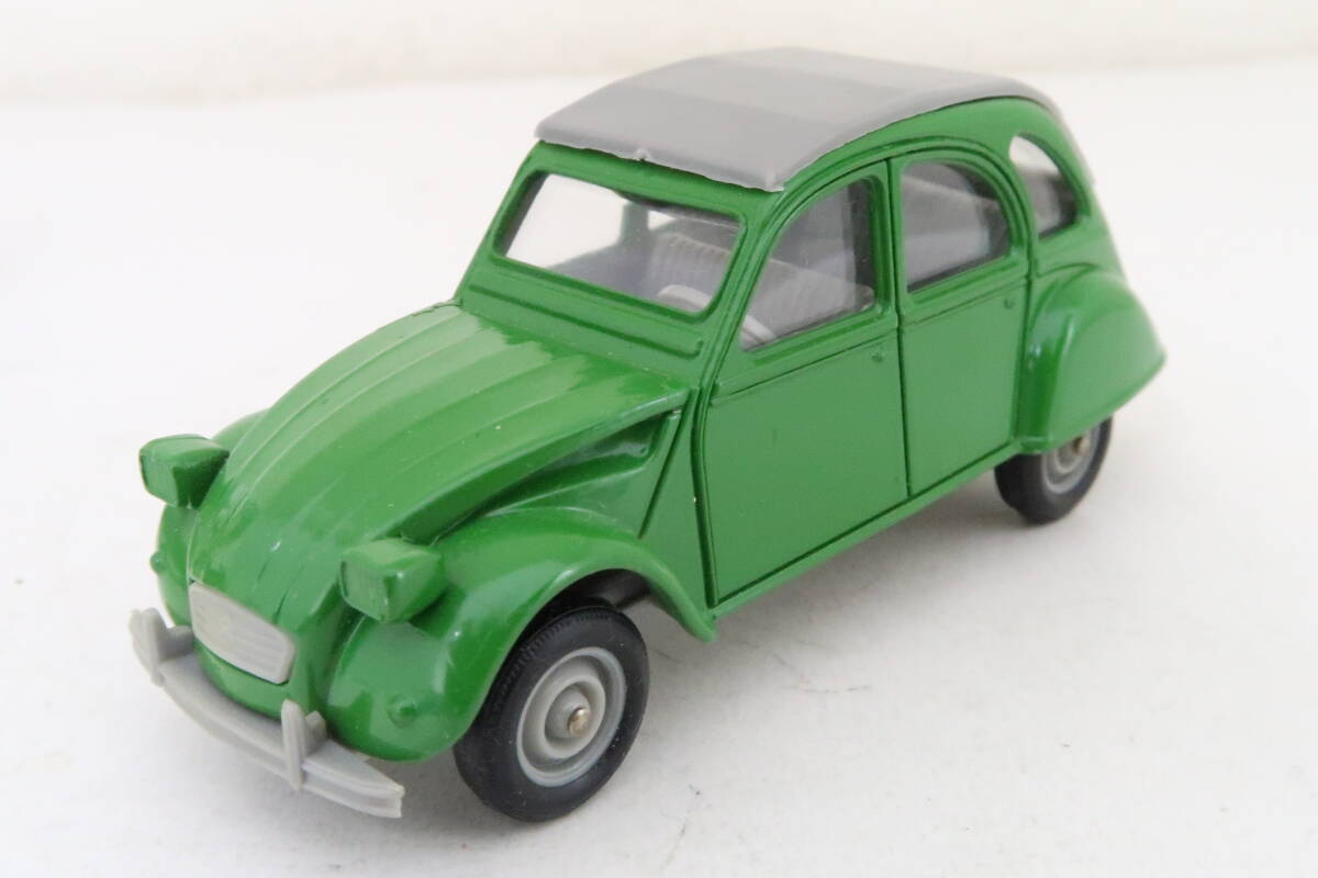 Yahoo!オークション - 1/17 シトロエン 2CV 1966年 CITROEN 精密