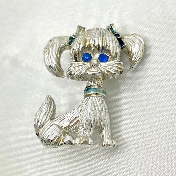 GERRYS 犬 モチーフ ブローチ ブルーアイ × シルバーカラー ヴィンテージ vintage アクセサリー 装飾品