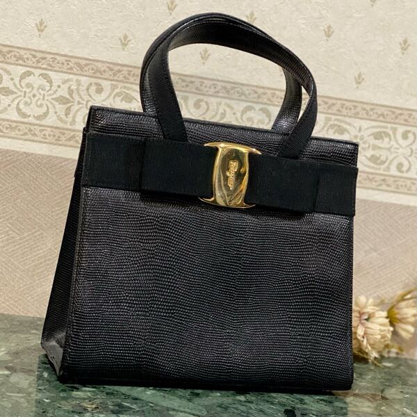 Salvatore Ferragamo ヴァラリボン金具 リザード型押しレザー ハンドバッグ サルヴァトーレフェラガモ 2WAYモデル ヴィンテージバッグ
