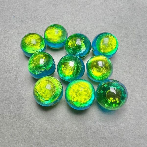 イヘヤブルー 10mm 10個セット 蓄光 ホタルガラス 沖縄とんぼガラス とんぼ玉 沖縄伊平屋島