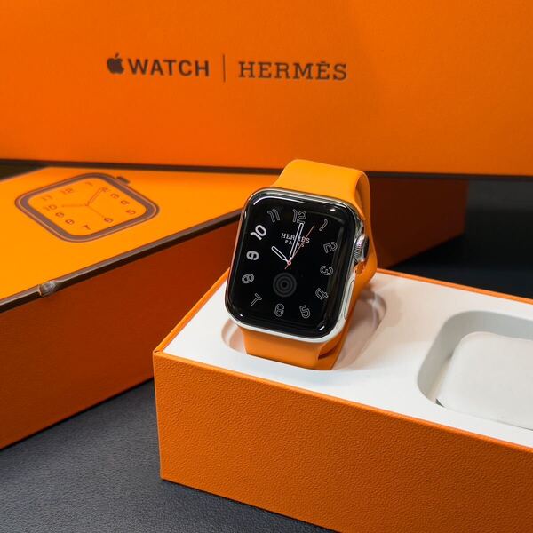 ☆即決 美品 オススメ! Apple watch シリーズ6 アップルウォッチ HERMES Series6 40mm ステンレス GPS+Cellular 804