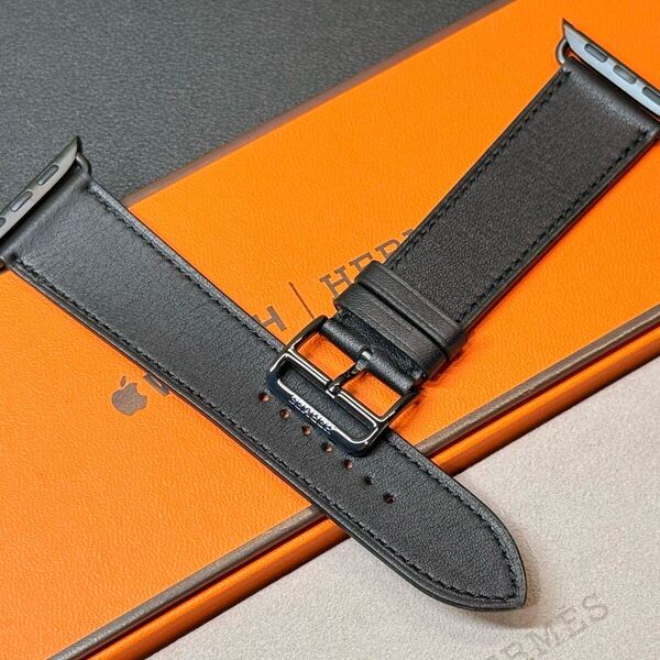 ☆即決 ほぼ未使用 Apple Watch Hermes 46mm 45mm 44mm ブラック 黒 シンプルトゥール レザーストラップ アップルウォッチ エルメス 763