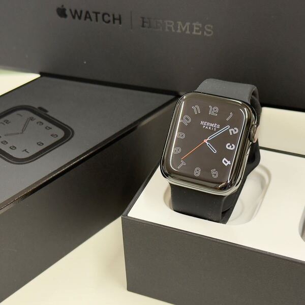 ☆即決 美品 Apple watch エルメス 黒 シリーズ5 アップルウォッチ HERMES Series5 40mm 心電図 ブラックステンレス GPS+Cellular 865