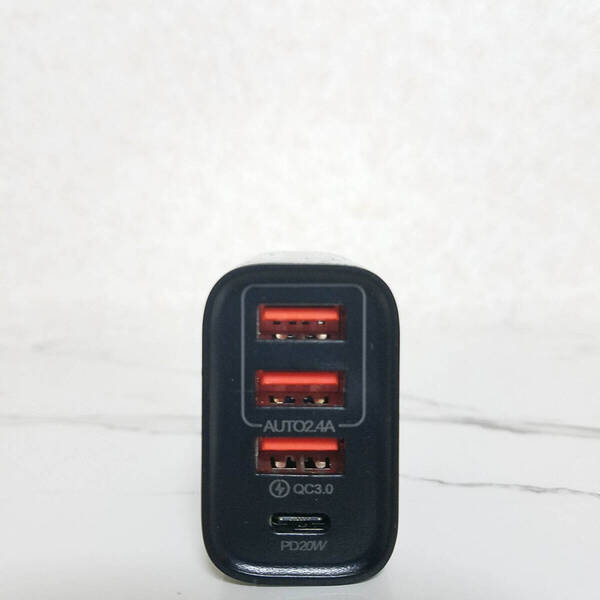 PD20w★急速充電器★4ポート★iPhone★Android★iPad★1年保証