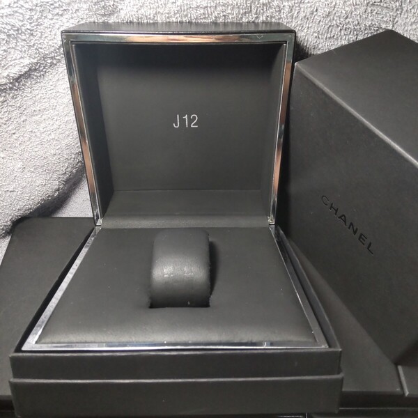 CHANEL 純正 シャネル 時計 箱 ウォッチ ケース ボックス 黒 内箱 黒 外箱 化粧箱 空箱 BOX 正規 ボックス 保護 保存 収納 J12 付属品 06