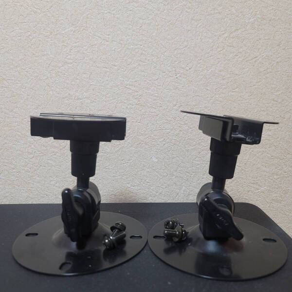 BOSE ボーズ スピーカー 天吊金具 2個 1セット 中古品 301V 301-AV 301AVMなどに