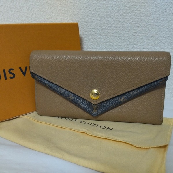 【極美品】ルイヴィトン ポルトフォイユ・ドゥブルV モノグラム セサミ ベージュ 長財布 M64390