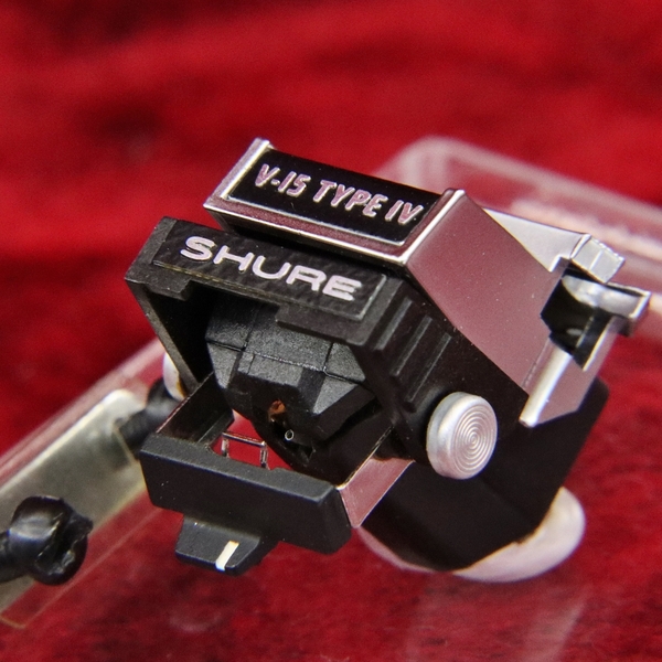 SHURE/シュアー V15 Type4 MM型 【訳アリ品/針折れ品】 中古品/本体再生動作確認済み 送料込み 25E16002
