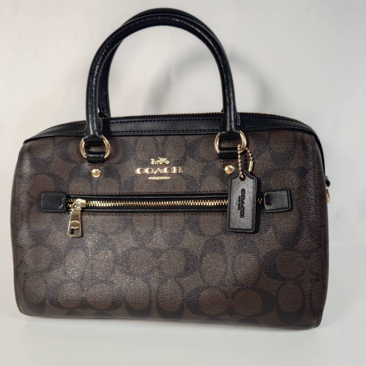 【美品】COACH コーチ ロゴ ダークブラウン パテントレザー ハンドバッグ Yahoo!オークション -「コーチ ハンドバッグ ダークブラウン」の