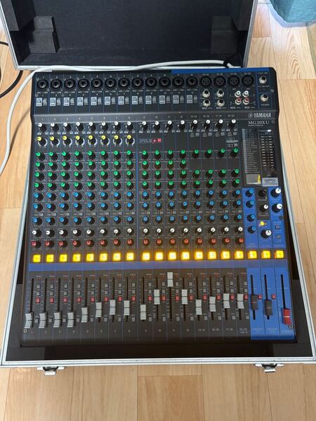 YAMAHA アナログミキサーMG20XUハードケース付き