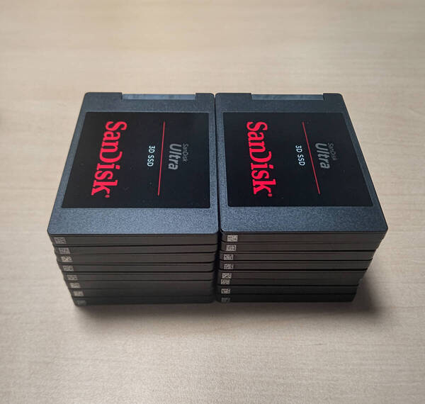 サンディスク SanDisk Ultra 3D SSD 250GB SATA SDSSDH3-250G 16個セット