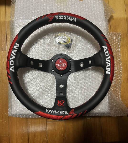 ヨコハマ ハンドル ステアリング ディープコーン レザーステアリングホイール YOKOHAMA アドバン 社外 新品未装着 MOMO ナルディ
