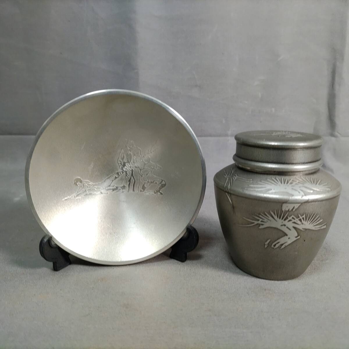 Amazon.co.jp: 薩摩錫器 さつま岩切 正錫 松鶴文 茶壷 茶心壷 約