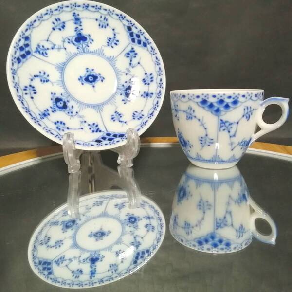 DENMARK印有 未使用◇自宅保管 ロイヤルコペンハーゲン ブルーフルーテッド ハーフレース カップ&ソーサー ROYAL COPENHAGEN A