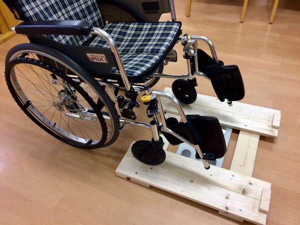 介護、グループホーム必見 車椅子用体重計セット 送料無料!