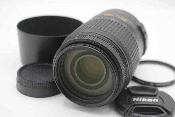 新品級◆Nikon ニコン AF-S DX NIKKOR 55-300mm F4.5-5.6G ED VR◆4837-0521