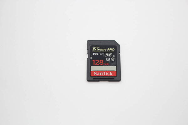 送料無料◆SanDisk サンディスク 128GB SDカード Extreme PRO U3 300MB/s◆0530