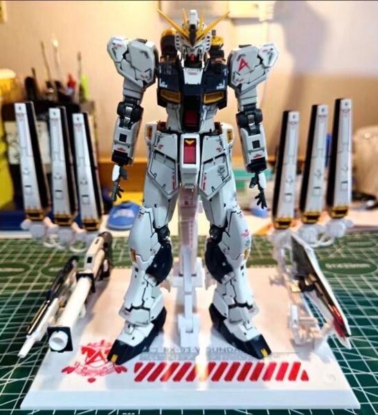 RG 1/144 RX-93 νガンダム専用台座 HG 1/144汎用