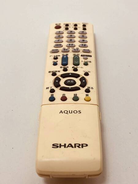 【シャープ 純正 リモコン 10K11】動作保証 即日発送 GA945WJSB アクオス テレビ用 LC-19K3 LC-22K3 白 ホワイト