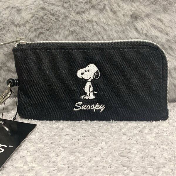 新品 2024新作 SNOOPYポリ刺しゅう リールキーパスケース / ポリエステル キーケース 定期入れ スヌーピー 刺繍