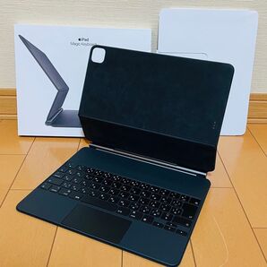 【新品同様品】Apple Magic Keyboard iPad Pro