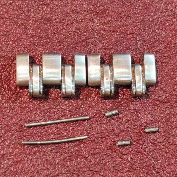 送料無料 正規品 Omega オメガ シーマスター 120m メンズ腕時計 ベルト パーツ コマ 駒 18mm コマ二つセット
